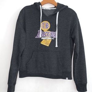 47’ NBA FINALS 17X Lakers Champions Dark Gray Ling Sleeves Hoodie Size S